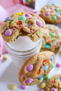 Easter Chocolate Chip Cookies
